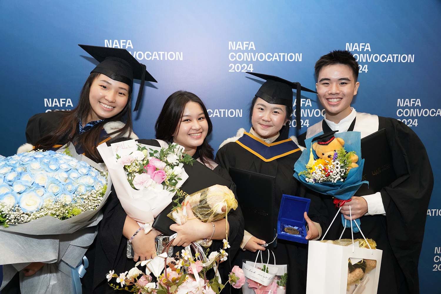 Convocation group photo.